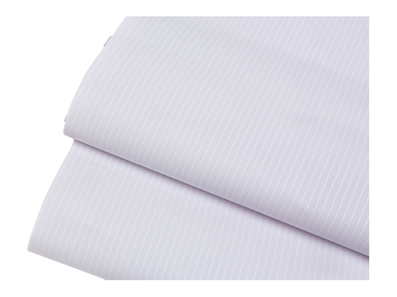 PVC versus poliéster: impermeabilización, durabilidad y mejores usos