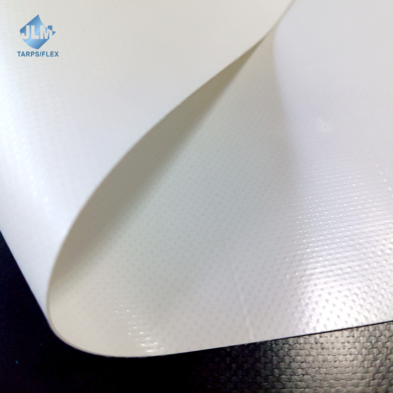 ¿Cuál es el material de banner más adecuado para publicidad exterior?