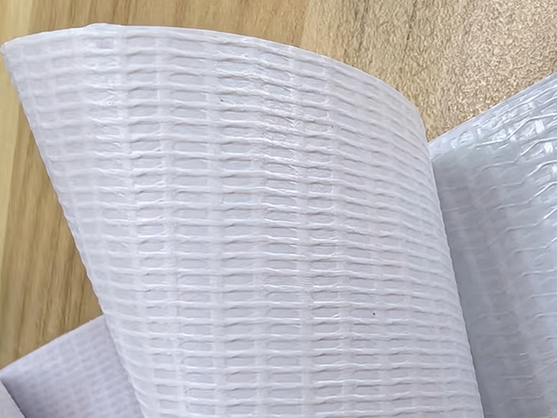 Guía de pancartas retroiluminadas de PVC: consejos sobre materiales, impresión y instalación